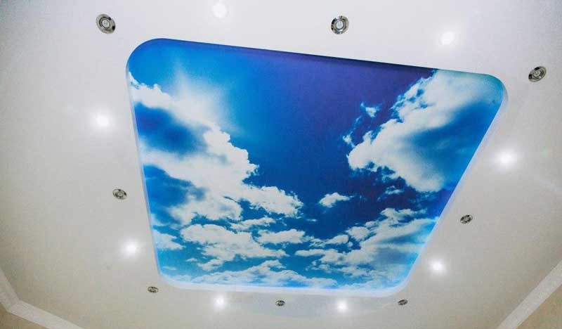 سقف کشسان لاکر با نورپردازی + مزایا معایب